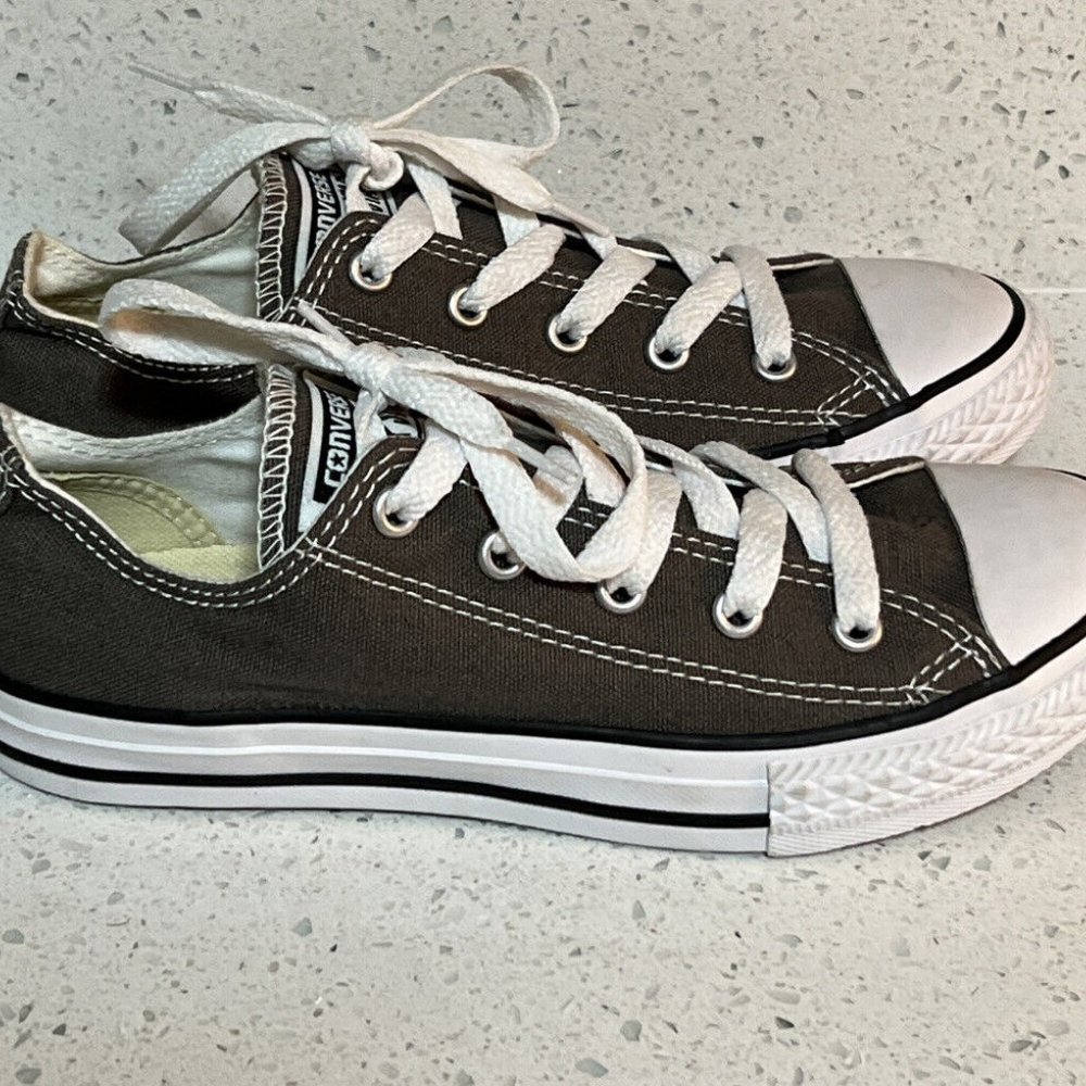 NEW! Converse All Star, Youth Size 2 - Picture 3 of 6
